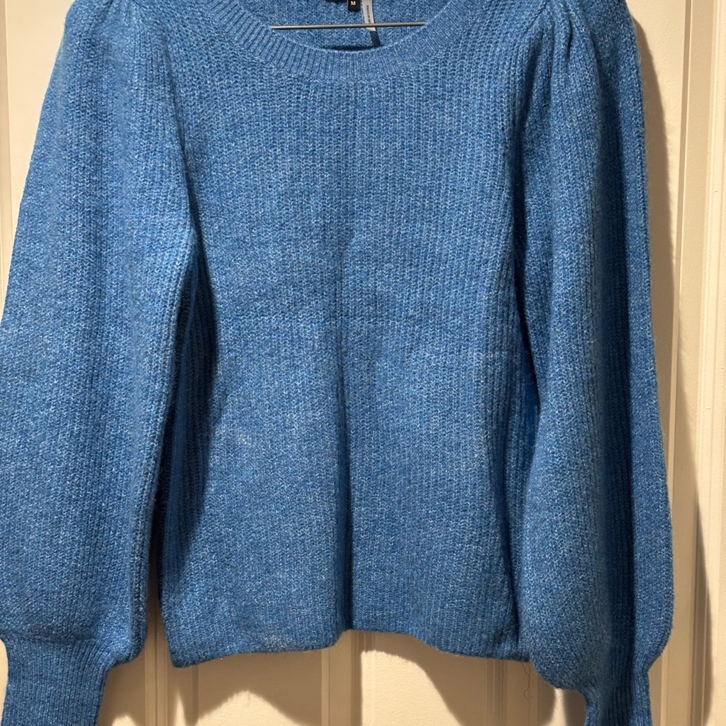 State Vibrant Women's Blue Pullover Sweater